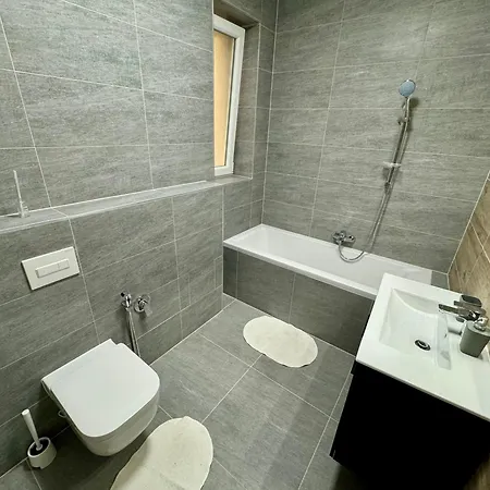 Rivercity Apartment